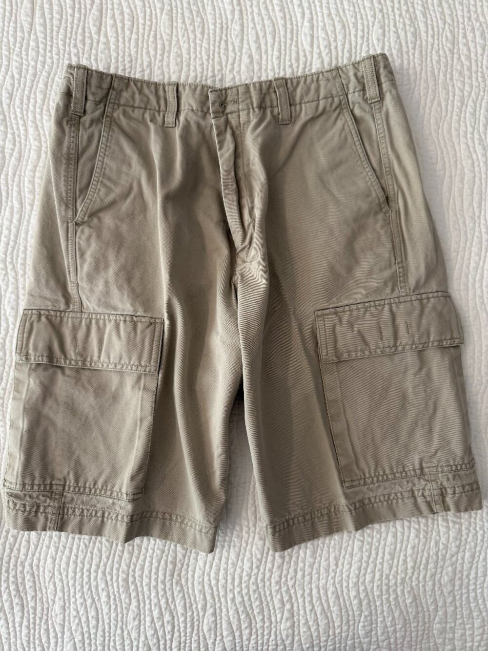 Gap khaki cargo shorts